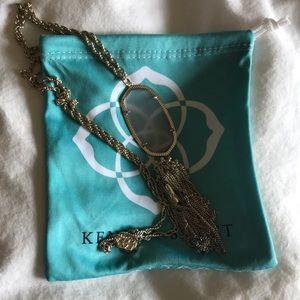 Kendra Scott necklace